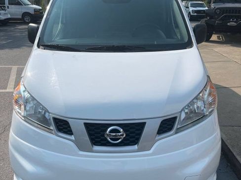 Used 2020 Nissan NV200 S FWD image 2