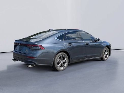 Used 2023 Honda Accord EX image 3