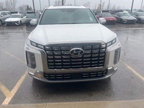 Used 2024 Hyundai Palisade Calligraphy AWD/4WD image 2
