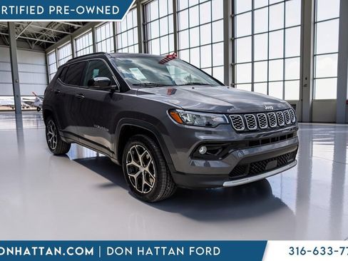 Used 2024 Jeep Compass Limited AWD/4WD image 32