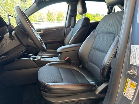Used 2025 Ford Escape ST-Line Select AWD/4WD image 15