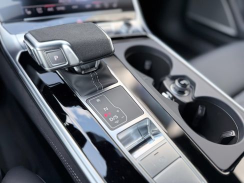 Used 2024 Audi RS 6 performance AWD/4WD image 15