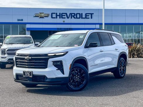 New 2026 Chevrolet Traverse LT w/ Midnight/Sport Edition image 1