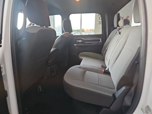 Used 2024 RAM 2500 Big Horn AWD/4WD image 5