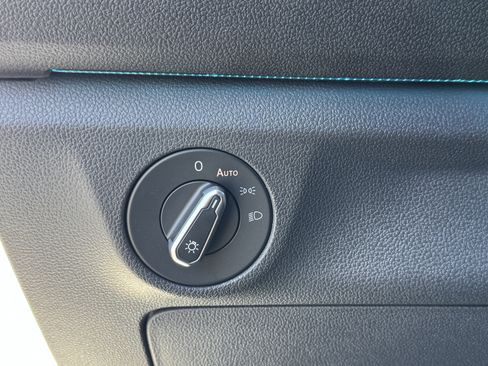 Certified 2023 Volkswagen Jetta GLI Autobahn image 30