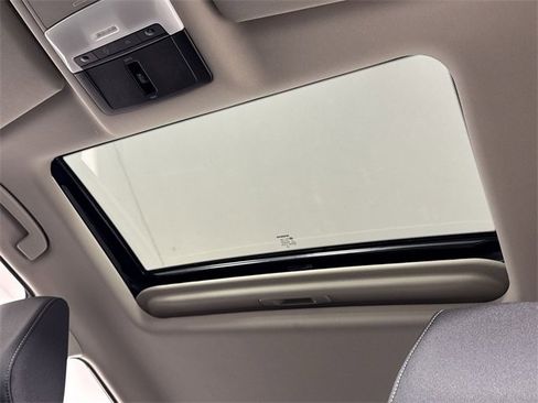 New 2025 Nissan Altima 2.5 SV w/ SV Special Edition Package image 21