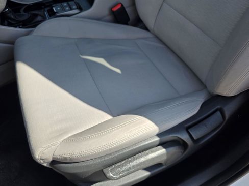 Used 2020 Hyundai Tucson SE AWD/4WD image 32