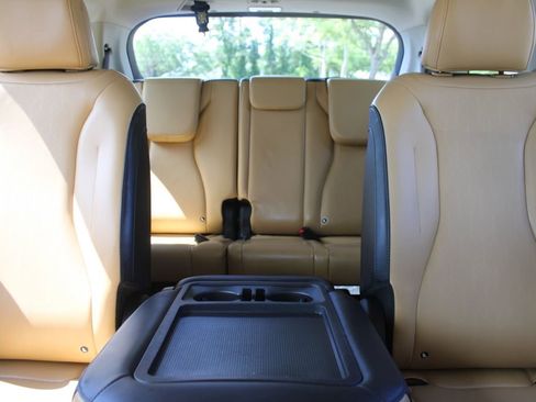 Used 2022 Kia Carnival LX FWD image 59