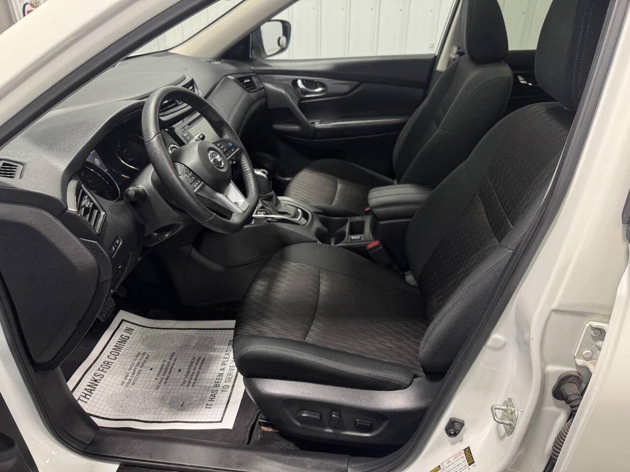 Used 2020 Nissan Rogue SV AWD/4WD image 7