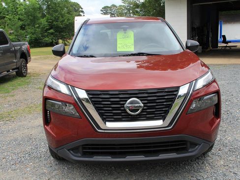 Used 2021 Nissan Rogue S FWD image 11