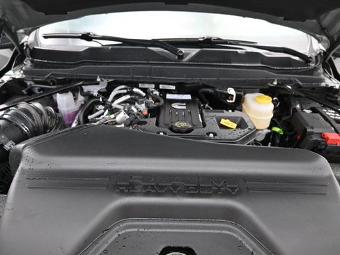 Used 2026 RAM 3500 Big Horn AWD/4WD image 11