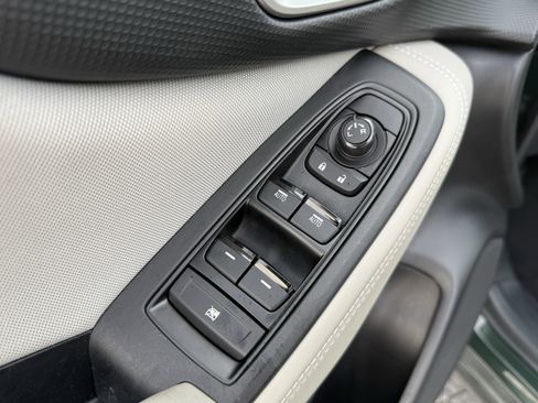 Used 2023 Subaru Forester Premium image 11