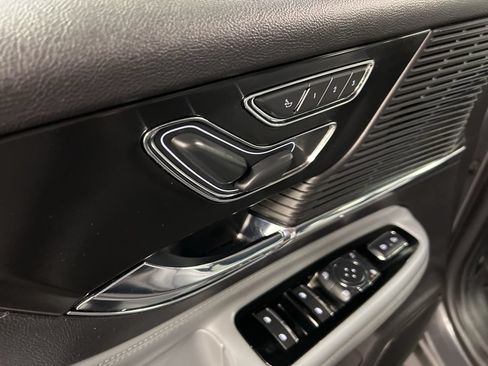 Used 2022 Lincoln Corsair AWD w/ Equipment Group 101A image 29