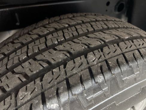 Used 2024 Chevrolet Colorado W/T image 39