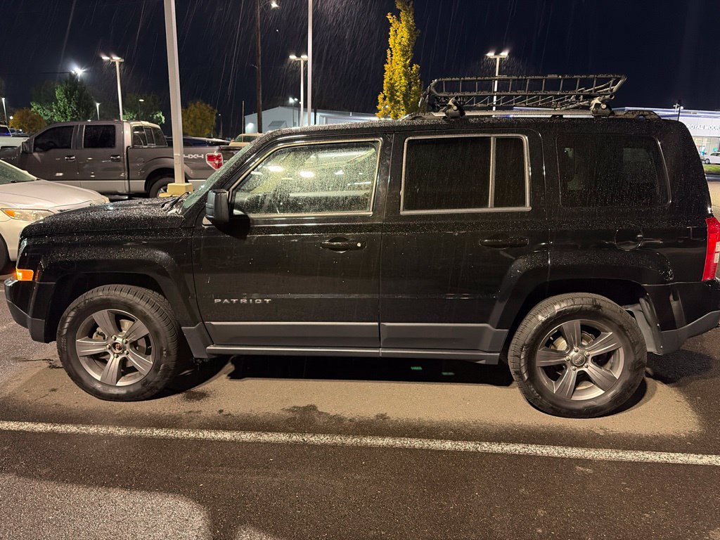 Used 2017 Jeep Patriot Sport w/ Power Value Group AWD/4WD image 7