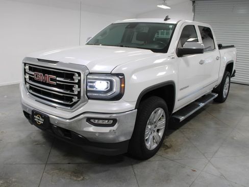 Used 2018 GMC Sierra 1500 SLT AWD/4WD image 4