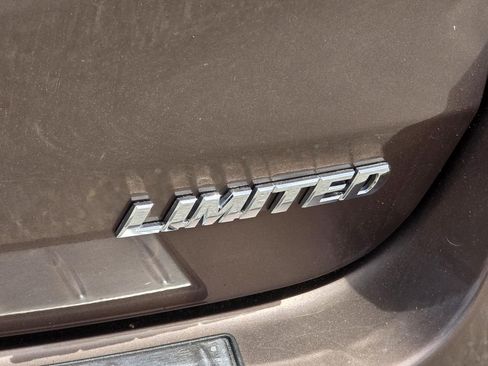 Used 2019 Toyota Highlander Limited image 38