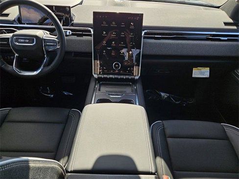 New 2026 GMC Sierra EV Elevation image 12