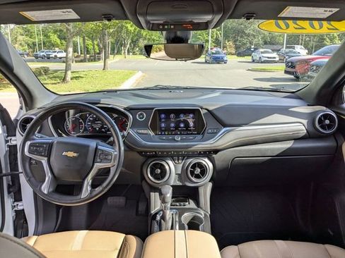 Used 2020 Chevrolet Blazer Premier w/ Driver Confidence II Package FWD image 14