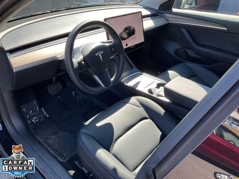 Used 2023 Tesla Model 3 Standard Range image 6