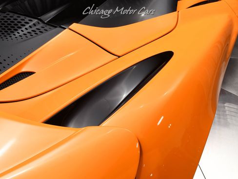 Used 2022 McLaren 765LT image 53