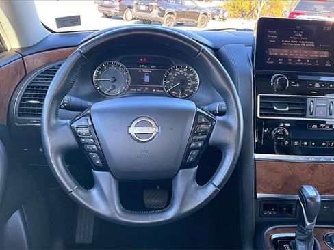 Used 2023 Nissan Armada SL w/ Captain's Chairs Package image 12