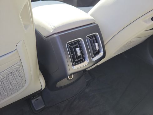 Certified 2026 Kia Sorento S FWD image 12