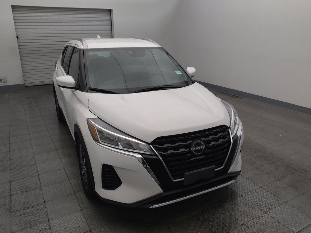 Used 2024 Nissan Kicks SV FWD image 14