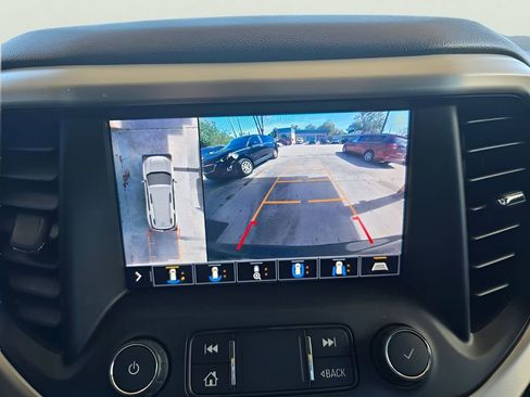 Used 2020 GMC Acadia SLT w/ Premium Package FWD image 18