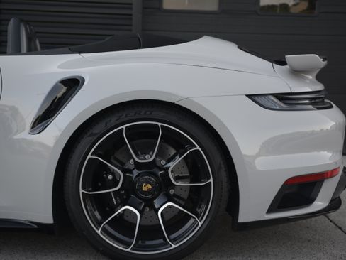 Certified 2024 Porsche 911 Turbo S AWD/4WD image 33