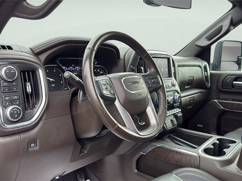 Used 2022 GMC Sierra 3500 Denali image 19