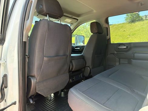 Used 2020 Chevrolet Silverado 3500 LT AWD/4WD image 24
