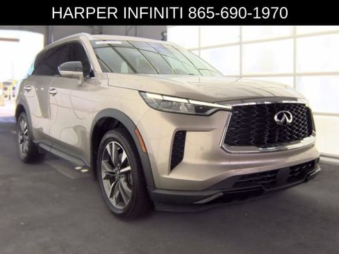 Used 2023 INFINITI QX60 Luxe w/ Performance Audio Package AWD/4WD image 4