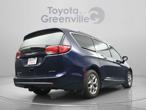 Used 2017 Chrysler Pacifica Limited w/ UConnect Theater Package image 14