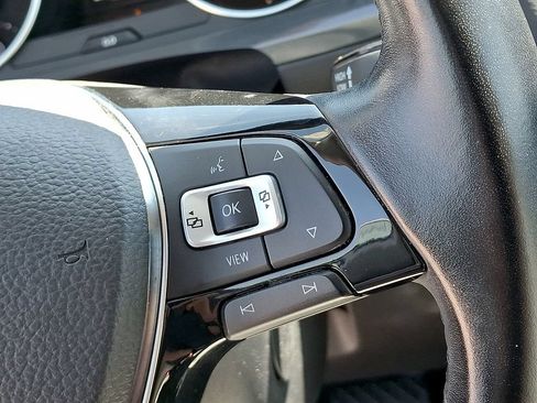Used 2019 Volkswagen Tiguan SE w/ Panoramic Sunroof Package FWD image 24