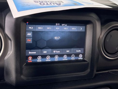 Used 2023 Jeep Wrangler Willys image 14