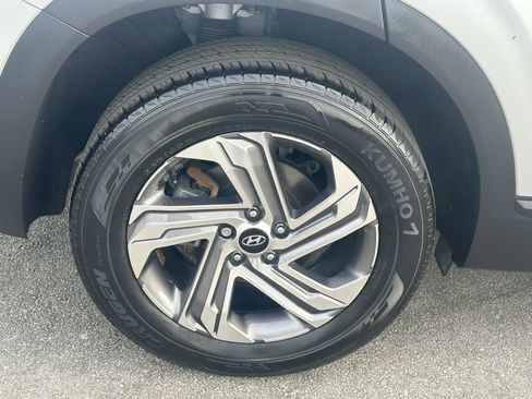 Used 2023 Hyundai Santa Fe SEL image 19