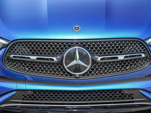 New 2026 Mercedes-Benz GLC 300 4MATIC image 7