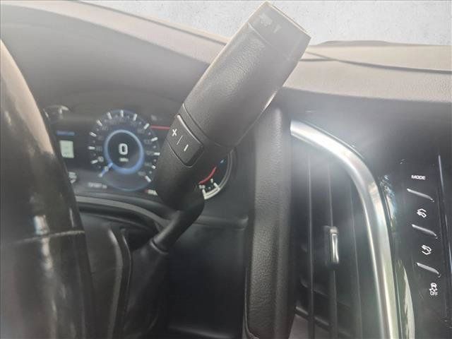 Used 2020 Cadillac Escalade ESV Premium Luxury AWD/4WD image 12