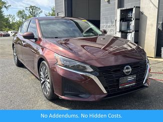 Used 2023 Nissan Altima 2.5 SV video 1