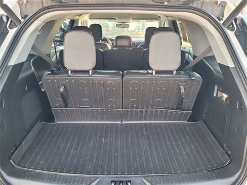 Used 2023 Ford Explorer Limited image 26