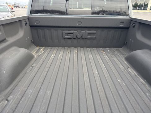 Used 2018 GMC Sierra 1500 SLT image 15