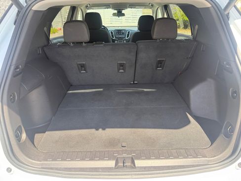 Used 2024 Chevrolet Equinox LT AWD/4WD image 28