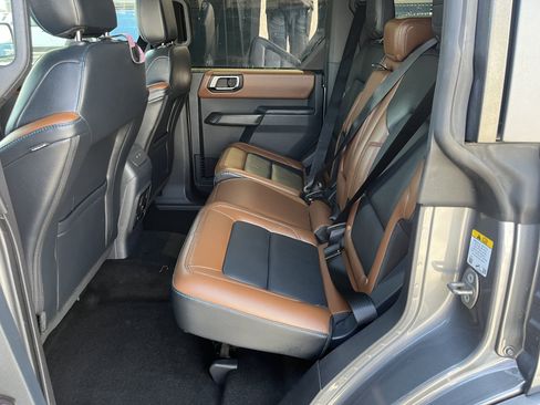Used 2024 Ford Bronco Outer Banks AWD/4WD image 33