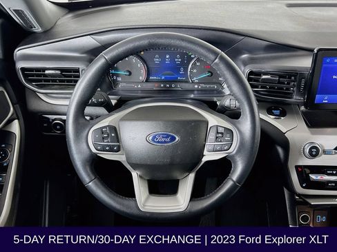 Certified 2023 Ford Explorer XLT w/ Equipment Group 202A AWD/4WD image 14