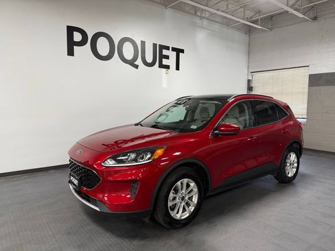 Used 2020 Ford Escape SE AWD/4WD image 2