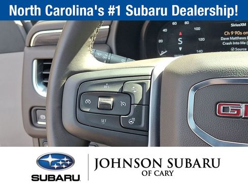 Used 2024 GMC Yukon XL SLT w/ SLT Luxury Package image 19