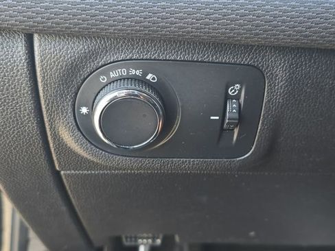 Used 2018 Chevrolet Cruze LS image 23