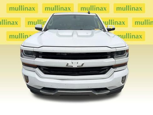 Used 2017 Chevrolet Silverado 1500 LT w/ All Star Edition image 2