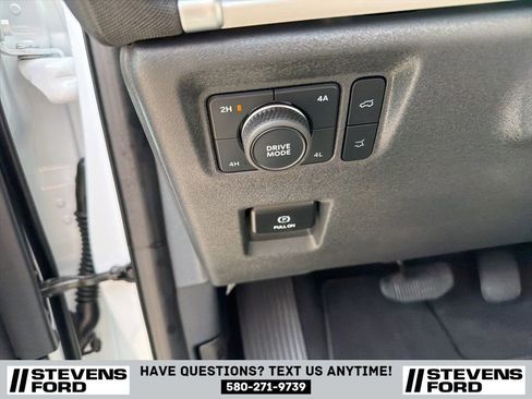 Used 2025 Ford Expedition Max Active AWD/4WD image 22